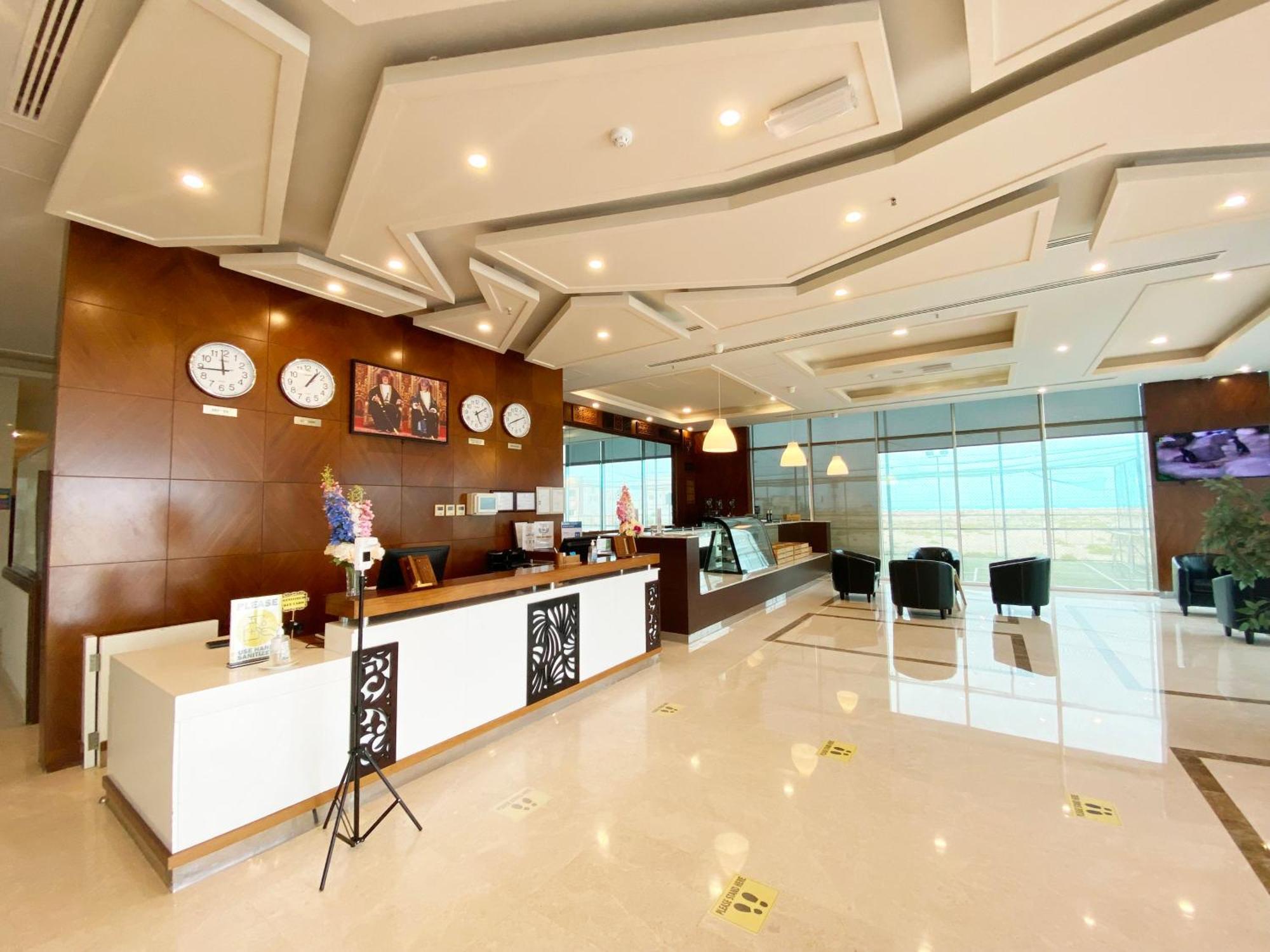 Sur Grand Hotel Luaran gambar