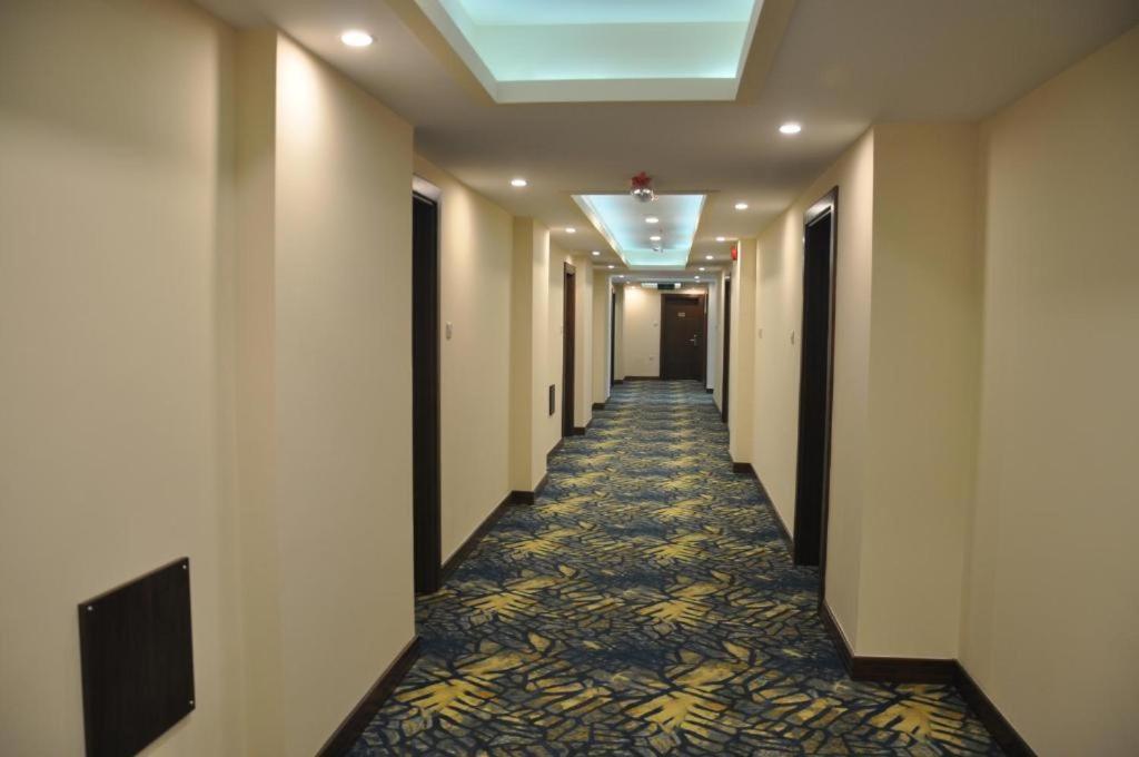Sur Grand Hotel Luaran gambar