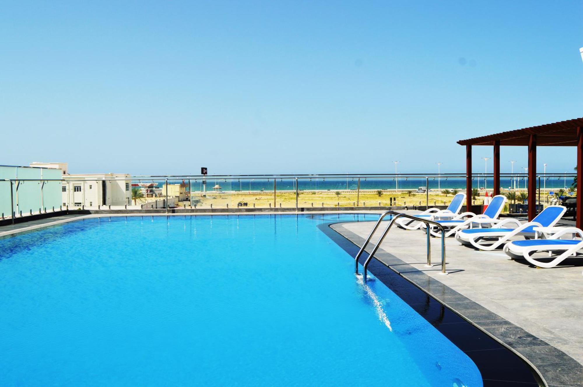 Sur Grand Hotel Luaran gambar
