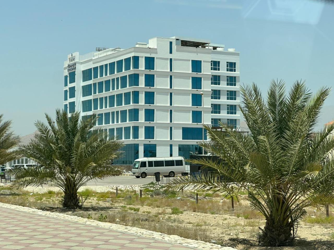 Sur Grand Hotel Luaran gambar