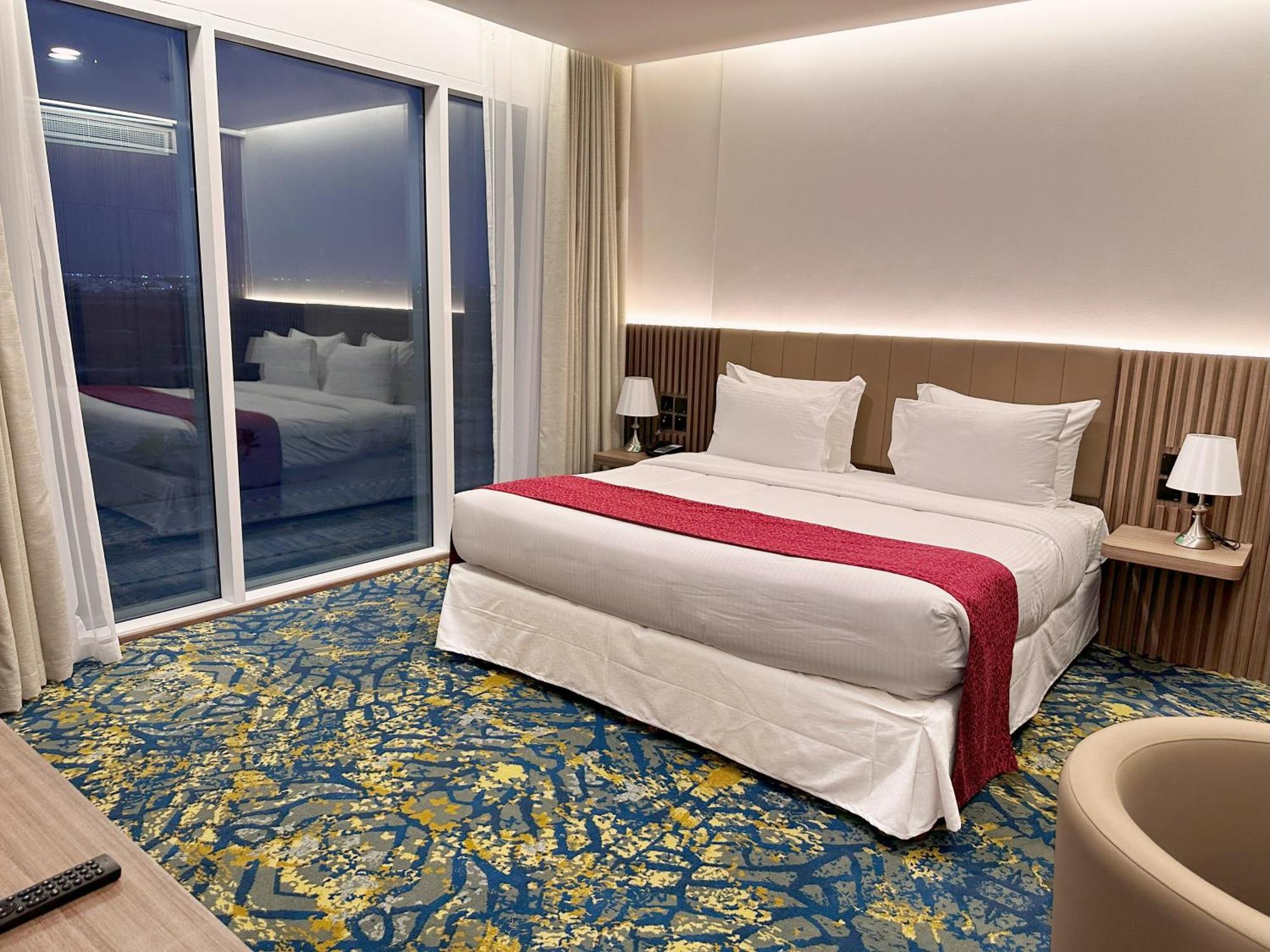 Sur Grand Hotel Luaran gambar