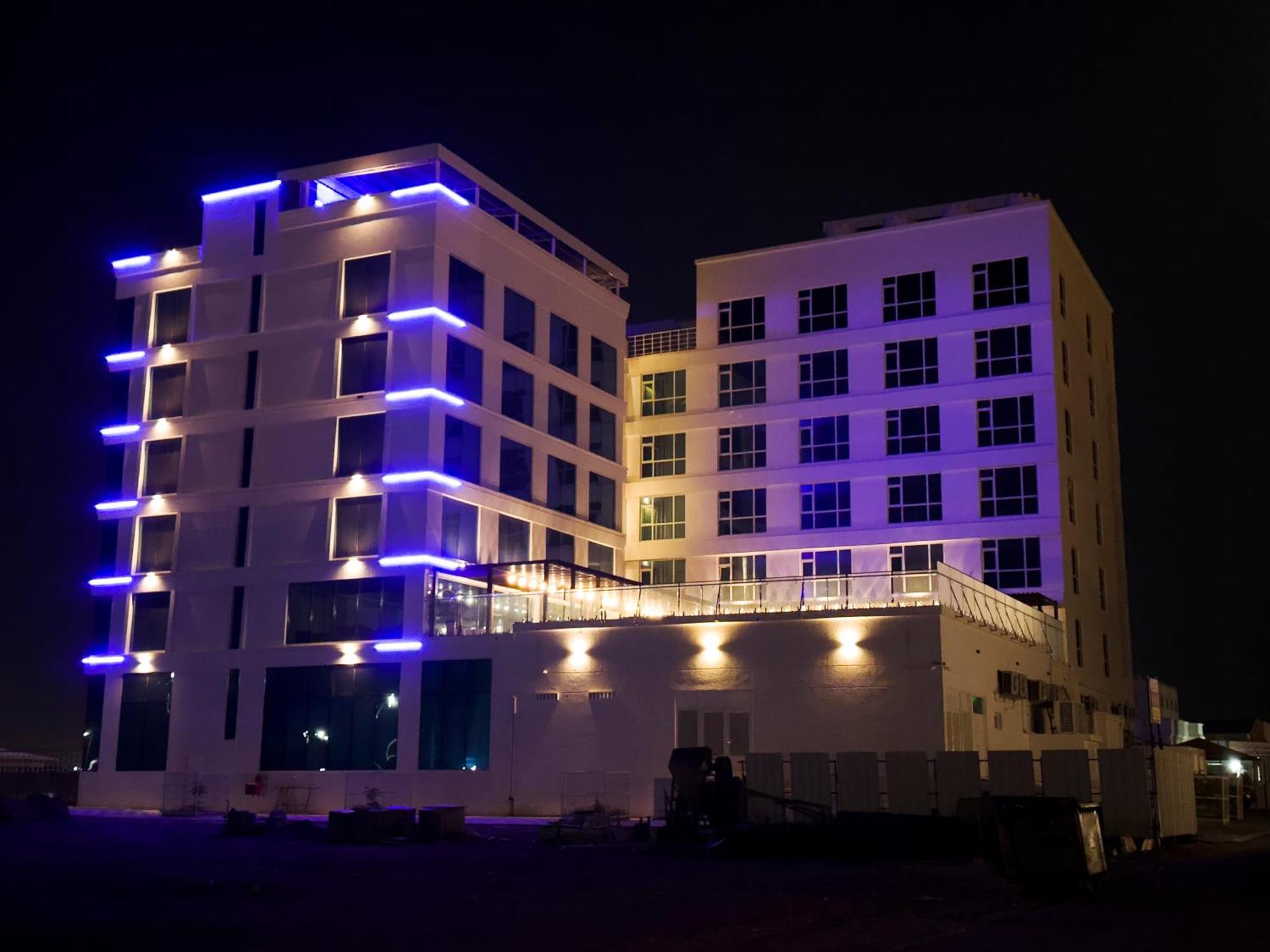 Sur Grand Hotel Luaran gambar
