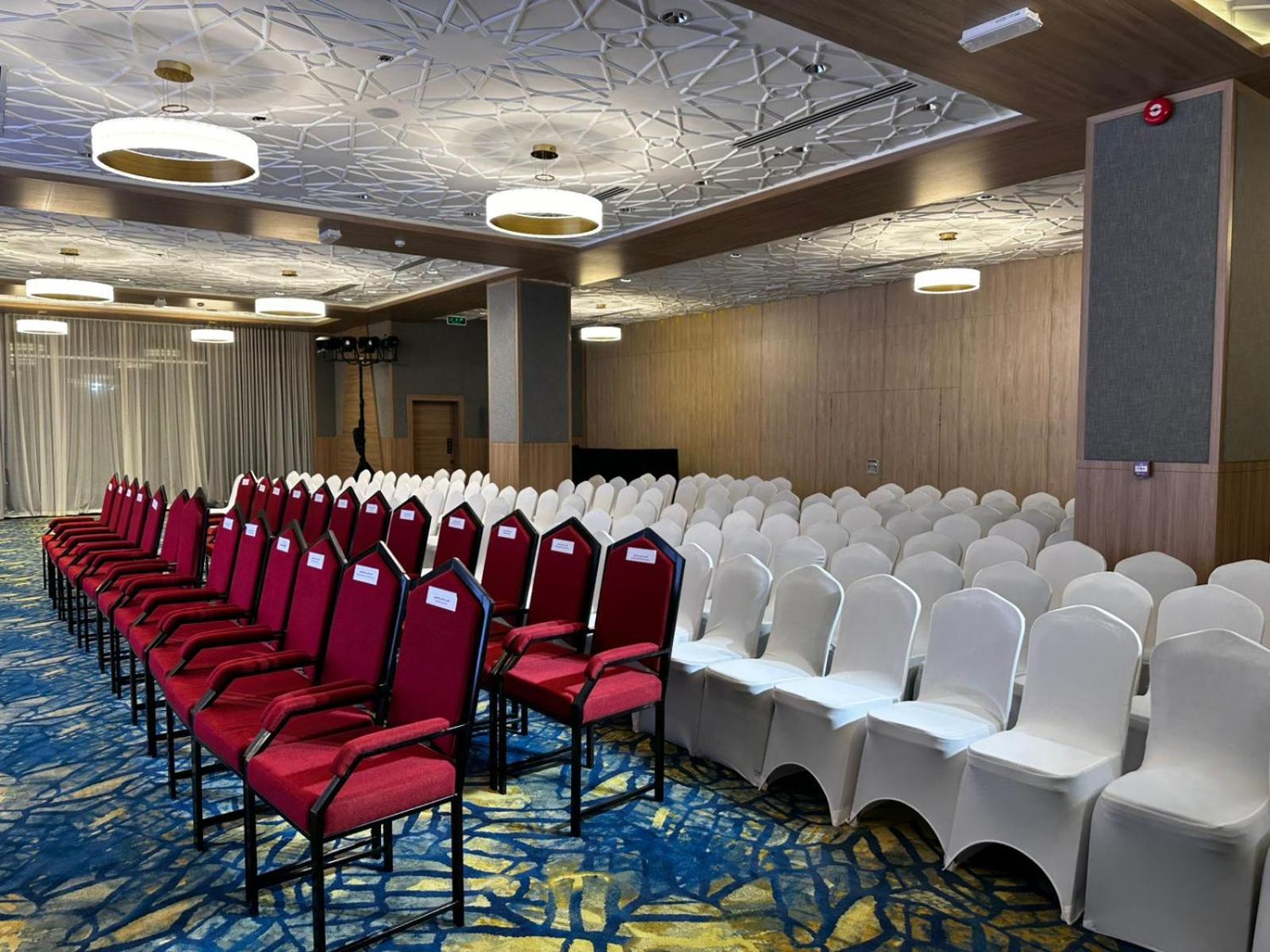Sur Grand Hotel Luaran gambar