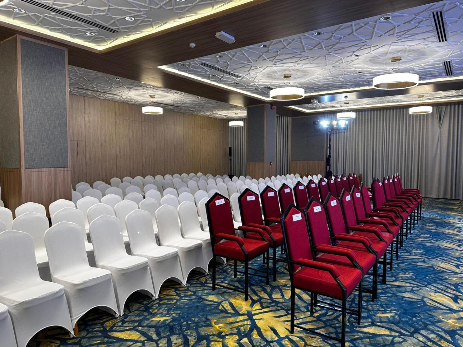 Sur Grand Hotel Luaran gambar